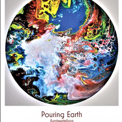 „Pouring Earth“ – „Die Erde gießen“