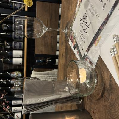 Bergische Weinwanderung mit Krimi-Abenteuer - Wein & Crime! in Leverkusen-Schlebusch am 04. Juli 2026 um 12:00 Uhr