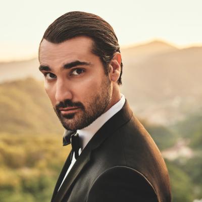 Festliche Operngala mit Jonathan Tetelman