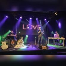 „Friday on my Mind“ - Akustic-Band Super Queen in  am 21. November 2026 um 20:00 Uhr