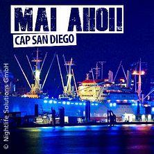 Cap San Diego Hafengeburtstag& Feuerwerk