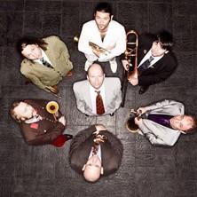 Mnozil Brass - Strau$$ - Ein Tänzchen zwischen den Stühlen in Leipzig am 21. Mai 2026 um 20:00 Uhr