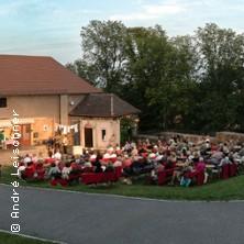 Premiere - Stolz und Vorurteil* (*oder so) in Lichtentanne am 12. Juni 2026 um 20:30 Uhr