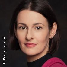 Weihnachten mit Annett Renneberg - Christkind, Whisky, Festgebäck in Chemnitz am 01. Dezember 2026 um 19:00 Uhr