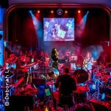 Whitney Houston - Deborah Lee & The News in Neustadt in Holstein am 04. Juli 2026 um 20:00 Uhr
